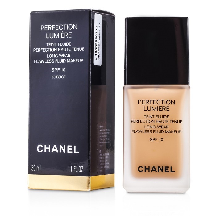 Lumiere перевод. Chanel perfection lumiere SPF 10. Тональник Шанель perfection lumiere. Тональный крем Шанель виталюмьер. Perfection lumiere Chanel Teint fluide 25 Biegе.