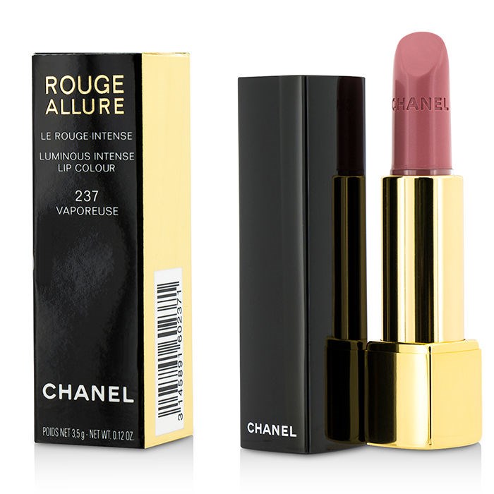 Chanel Red Lip Makeup