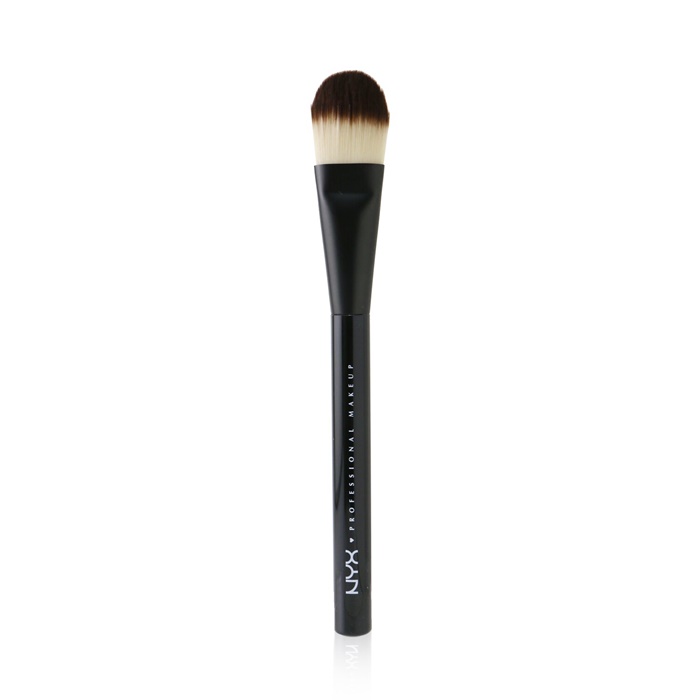 NYX Pro Flat Foundation Brush | The Beauty Club™ | Shop Makeup